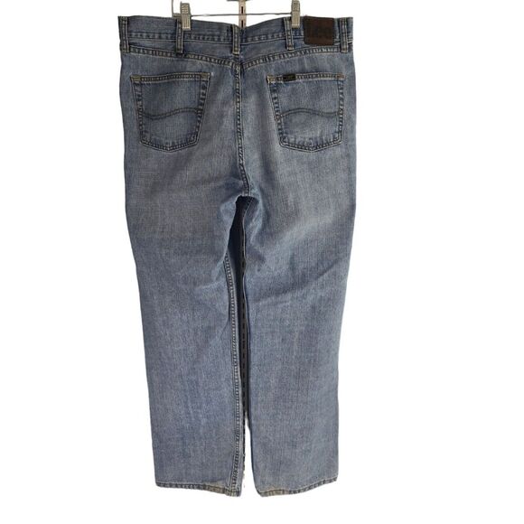 Lee Premium Select Mens 38x32 Relaxed Fit Light Wash Straight Leg 5 Pocket Denim - Picture 3 of 4
